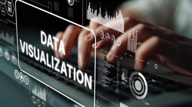 Modern Çalışma Alanında Klavyede Görselleştirme Grafikleri ve Dijital Grafikleri olan Eller Yazıyor. Asemptotik akıllı veri analitiği.