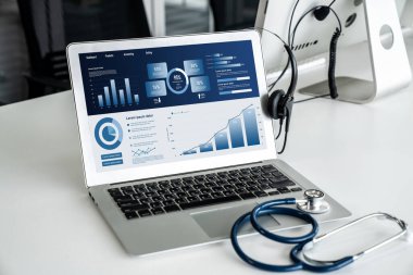 İş veri paneli, pazarlama stratejisi planlaması için iş zekası analizi sunar. Müşteri taleplerini analiz etmek ve iş dünyasının geleceğini önceden görmek için büyük veriler sunulur.