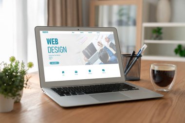 Web sitesi tasarım yazılımı çevrimiçi perakende ticaret ve e-ticaret için model şablonu sağlar