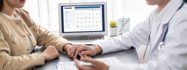 Kişisel organizatör ve çevrimiçi iş dünyası için hızlı zamanlama planlaması için bilgisayar yazılım uygulaması takvimiName