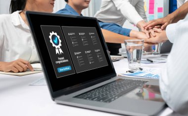 Çevrimiçi ürün sertifikası, önemli bir başarı. Ürün sertifikasını geçirerek kaliteye ve güvenilirliğe olan bağlılığını gösteriyor. canlı