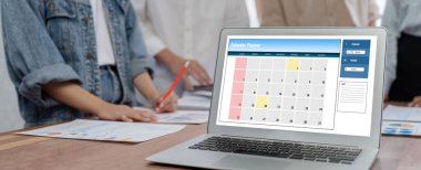 Kişisel organizatör ve çevrimiçi iş dünyası için hızlı zamanlama planlaması için bilgisayar yazılım uygulaması takvimiName