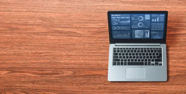 İş veri paneli, pazarlama stratejisi planlaması için iş zekası analizi sunar. Müşteri taleplerini analiz etmek ve iş dünyasının geleceğini önceden görmek için büyük veriler sunulur.