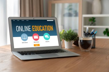 Öğrencilerin internet ağında çalışabilmeleri için mod yazılımlı e-öğrenme web sitesi