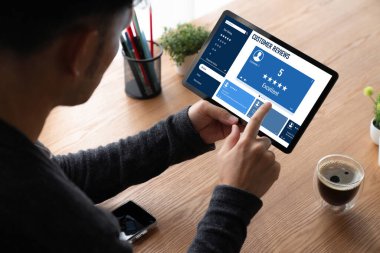 Şirket işleri için mod bilgisayar yazılımının müşteri deneyimi ve gözden geçirme analizi