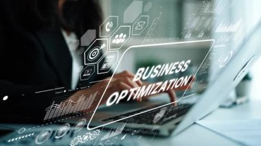 Bilgisayarda Eller ve Dijital Performans Geliştirme Ağı ile İş İyimserleştirme Konsepti. Asemptotik akıllı veri analitiği.