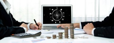 Yapay zeka teknolojisini çalıştırmak için komut mühendisi ve kullanıcı kolaylığı için üretici yapay zeka yardımcı araçları insanların yapay zeka hareketini teşvik ederek üretken yapay zeka fonksiyonları ile çalışmasına yardımcı olur