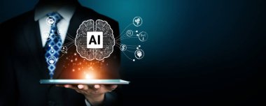 Yapay zeka mühendisliği, büyük veri ve yapay zeka makinesi kavramında yapay zeka beyin işlemcisiyle iş desteği için üretken yapay zeka kullanmayı öğrenen insan etkileşimi. Faas