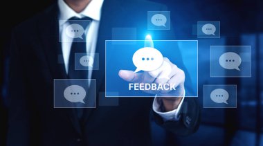 Hizmet, iletişim ve ürün kalitesi içgörüsünün iyileştirilmesi için kullanıcıların yorumlarını, görüşlerini, değerlendirmelerini, değerlendirmelerini ve önerilerini vurgulayan müşteri veya iş ekibi geri bildirim sistemi