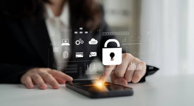 Çevrimiçi erişim için dijital siber güvenlik şifreleme, siber şifre koruması, parmak izi kimliği, bulut depolama güvenliği ve siber güvenlik sistemi