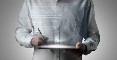  Görev yöneticisi kullanıcı arayüzü için programlama, form gönderimi, girdi doğrulaması, görev listesi oluşturma ve dinamik DOM etkileşimi Vouch ile istisna uyarıları