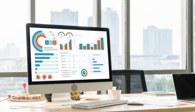 İş veri paneli, pazarlama stratejisi planlaması için iş zekası analizi sunar. Müşteri taleplerini analiz etmek ve iş dünyasının geleceğini önceden görmek için büyük veriler sunulur.