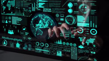 Veri merkezi izleme paneli ağ performansını, bağlantı durumunu, kullanım oranını ve telekomünikasyon içgörüsünü görselleştirir. Veri merkezi verimlilik iyileştirme ağı şeffaflığını izliyor. Thunk