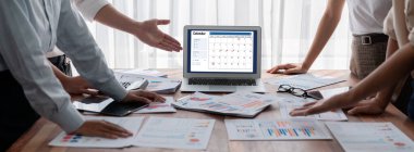 Kişisel organizatör ve çevrimiçi iş dünyası için hızlı zamanlama planlaması için bilgisayar yazılım uygulaması takvimiName