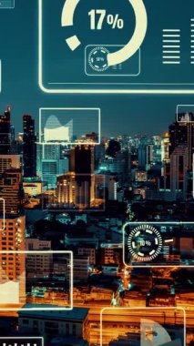 İş verileri analitik arayüzü akıllı şehrin üzerinde uçuyor ve iş zekasının geleceğini değiştiriyor. Stratejik plan için büyük verileri analiz etmek için bilgisayar yazılımı ve yapay zeka kullanılır .