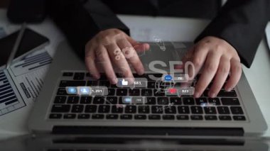 Bağlantı ölçüleriyle sosyal medya pazarlama stratejisi. Sosyal pazarlama medya görüşünü artırıyor. Sosyal medya pazarlaması trafiği yönlendirir. Sosyal medya pazarlaması bağlılığı artırır. Muxer