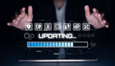 Bilgi güncellemesi ve yazılım güncellemeleri dijital beceri büyümesini, rekabet gücünü ve yeni teknoloji eğilimleriyle güncel kalmayı sürdürmeyi destekler. Latch