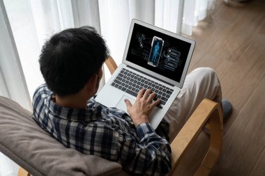 Tıp bilimi teknolojisi ve fütüristik sağlık sanal bilgisayar yazılımı insan sağlığını analiz ediyor ve doktor verileri ve tıbbi araştırmalar için hastalık teşhisi koyuyor. canlı