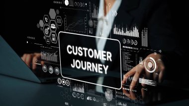 Dijital Pazarlamada Gelişmiş Kullanıcı Deneyimi için Müşteri Seyahati İyimserliği Stratejik Öngörüler. Asemptotik akıllı veri analitiği.