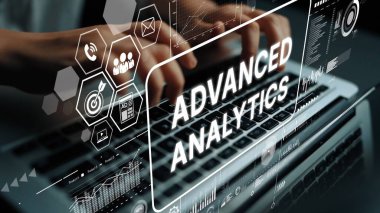 Gelişmiş Analitik Grafikler Üst üste dizüstü bilgisayarda Veri Sezgileri ve Teknoloji Çözümleri Temsili Elleri Yazıyor. Asemptotik akıllı veri analitiği.