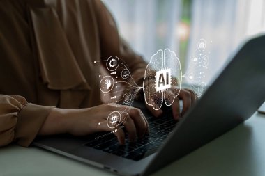 LLM 'de yapay zeka asistanı, büyük veriler, makine öğrenimi ve üretken yapay zeka gücü gelişmiş iş uygulamaları için ajanssal yapay zekayı destekliyor. Latch