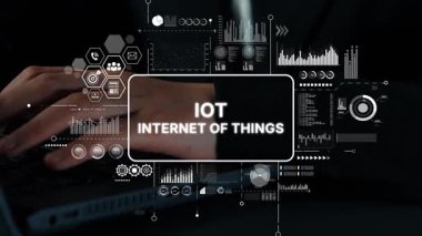 Modern Teknoloji Tasviri Veri Görselleştirme ve Profesyonel Ayarlarda Dizüstü bilgisayarla Şeylerin İnternetini Tasvir Ediyor. Asemptotik akıllı veri analitiği.
