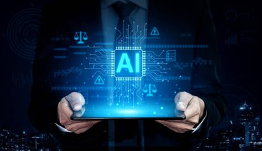 Parlak mavi çizgileri olan yapay zeka mikroçipi, uyarı sembolleri, veri tabloları ve ikili kodlarla çevrili, etik yapay zeka, yapay zeka yönetimi ve veri bütünlüğünü temsil eden Vouch