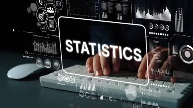 Eller Klavyede Üst üste binen Dijital İstatistikler ve Modern Teknoloji Konseptinde Veri Görselleştirmeleri ile Yazıyor. Asemptotik akıllı veri analitiği.