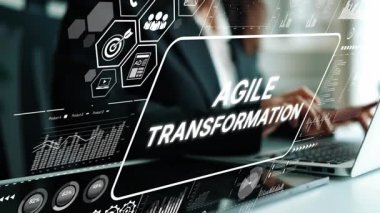 Dijital Arayüz ve Veri Analizi Grafikleri ile Çevik Dönüşüm İşletme Profesyoneli. Asemptotik akıllı veri analitiği.