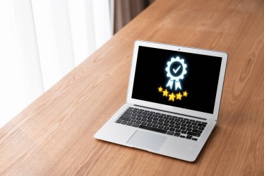 Çevrimiçi ürün sertifikası, önemli bir başarı. Ürün sertifikasını geçirerek kaliteye ve güvenilirliğe olan bağlılığını gösteriyor. canlı