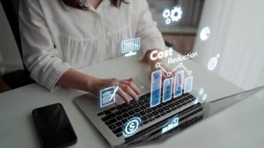 Dijital dönüşüm, işletme maliyeti optimizasyonu, operasyonel maliyet düşüşü, finansal tasarruflar ve ticari başarı için kaynak verimliliği stratejileri yoluyla maliyet azaltma ve maliyet tasarrufu. Muxer