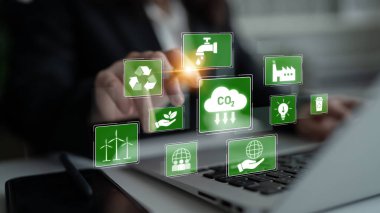 ESG kavramı sürdürülebilirlik, sorumluluk ve etik iş geliştirme Latch 'i desteklemek için çevresel, sosyal ve yönetim uygulamalarını entegre eder.