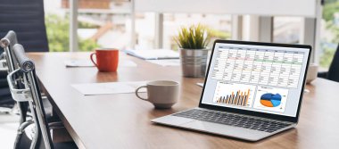 İş veri paneli, pazarlama stratejisi planlaması için iş zekası analizi sunar. Müşteri taleplerini analiz etmek ve iş dünyasının geleceğini önceden görmek için büyük veriler sunulur.