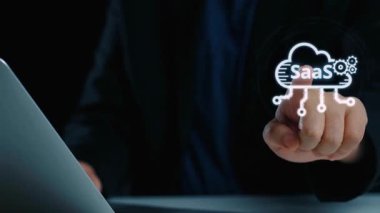 SaaS 'ın dijital ortamda altyapı, SaaS konuşlanma, SaaS platform özellikleri ve SaaS entegrasyon modelini gösteren görsel temsili. Elide