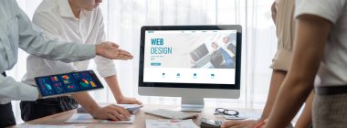 Web sitesi tasarım yazılımı çevrimiçi perakende ticaret ve e-ticaret için canlı şablon sağlıyor