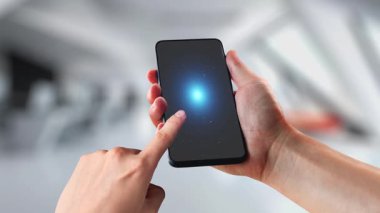 Siber tehditlere karşı siber güvenlik ve siber güvenlik stratejileri, sistem hacklemeleri, dijital ihlaller, ağ saldırıları ve güçlü siber güvenlik altyapısına sahip verilerin korunması. Spire.