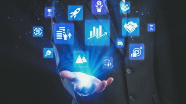 İş büyüme stratejisi, büyüme planlaması, ticari genişleme, stratejik ölçümler ve 2025 ve ötesine kadar iş büyümesi ve iş dünyasının başarısı için yenilikçi yol haritası. Spire.