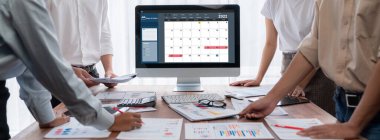 Kişisel organizatör ve çevrimiçi iş dünyası için hızlı zamanlama planlaması için bilgisayar yazılım uygulaması takvimiName