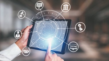 Çevrimiçi açık artırma platformları dijital ticareti ve çevrimiçi açık artırma kazanma olanaklarını artırmak için dijital teklif, açık artırmaya katılım ve açık artırmaya dayalı işlemler sunmaktadır. Spire.