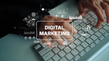 Grafikler ve Veri Görselleştirmeleri ile çevrili bir klavyede elleri yazı yazan dijital pazarlamanın kavramsal görüntüsü. Asemptotik akıllı veri analitiği.