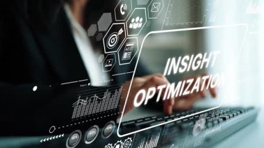 Dijital Sezgiler ve Stratejik Büyüme ve Verimlilik İçin Veri İyimserleştirmesi ile Mesleki Müdahale. Asemptotik akıllı veri analitiği.