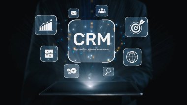 CRM platformları veri analizi, CRM iletişim araçları ve otomasyon yoluyla müşteri ilişkilerini geliştirir. CRM sistemleri müşteri yönetimi, izleme ve CRM ilişki başarısını destekler. Elide