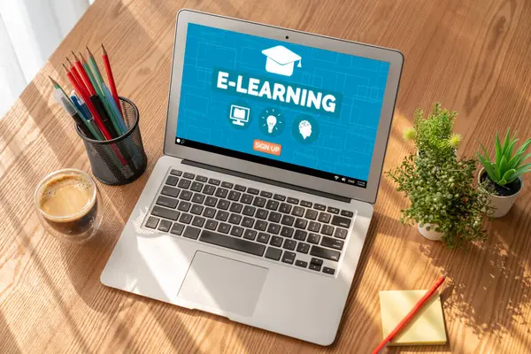 Öğrencilerin internet ağında çalışabilmeleri için mod yazılımlı e-öğrenme web sitesi