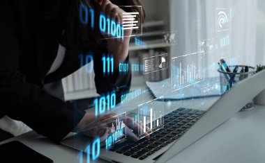 Büyük veriler ve analitikler, iş zekası ve büyümesi için gerçek zamanlı içgörüler, öngörü modellemesi ve veriye dayalı kararları destekler. Latch