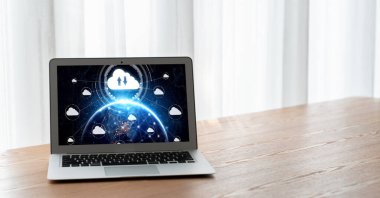 Mod uzak çalışma ve kişisel veri depolama için bulut hesaplama yazılımı