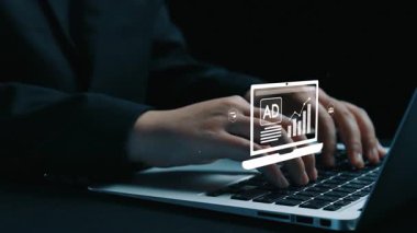 Çevrimiçi reklamlar ve dijital pazarlama markaların büyümesine yardımcı oluyor. İçerik pazarlaması bağlılığı arttırır. Pazarlama araçları ROI 'yi destekliyor. Etkili reklamlar ve pazarlama çevrimiçi iş başarısı. Elide