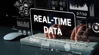 Modern Dijital Çevrede İş Sezgileri ve Karar Verme Teknolojisi Eşzamanlı Veri Analizi. Asemptotik akıllı veri analitiği.