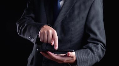 Müşteri deneyimi inceleme analizi, müşteri memnuniyeti iyileştirmesi, geri bildirim veri değerlendirmesi, hizmet kalitesinin artırılması ve iş itibarının çevrimiçi gözden geçirme yoluyla artırılması. Spire.