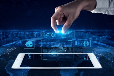 Akü sistemi, güç kontrolü, çekiş motoru, şarj arayüzü ve yenilenebilir ve akıllı enerji kaynaklarıyla bütünleşmeyi gösteren teknik bir tasarım.