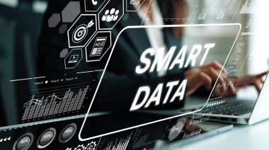 İş ortamında dijital arayüz ve modern teknolojiyle akıllı veri analizlerini gösteren yaratıcı bir konsept. Asemptotik akıllı veri analitiği.